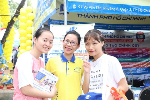 Trường ĐH Mở TP.HCM: Đa dạng về loại hình đào tạo và phương thức xét tuyển - Ảnh 2. Trường ĐH Mở TP.HCM: Đa dạng về loại hình đào tạo và phương thức xét tuyển - Ảnh 2.
