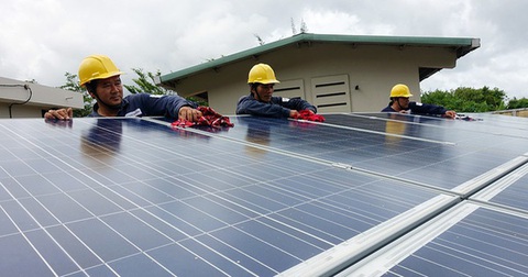 Sai phạm trong các dự án điện mặt trời: Trách nhiệm của Bộ Công thương đến đâu? - Ảnh 1. Sai phạm trong các dự án điện mặt trời: Trách nhiệm của Bộ Công thương đến đâu? - Ảnh 1.