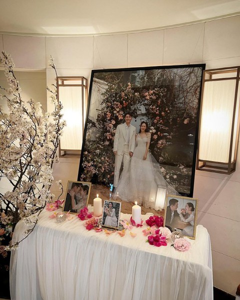 Lễ cưới thế kỷ của Son Ye Jin và Hyun Bin thành tâm điểm showbiz - Ảnh 4. Lễ cưới thế kỷ của Son Ye Jin và Hyun Bin thành tâm điểm showbiz - Ảnh 4.