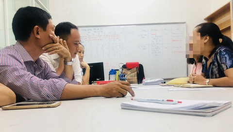 Trung tâm tiếng Anh bao điểm IELTS đã trả lại tiền phụ huynh - Ảnh 1. Trung tâm tiếng Anh bao điểm IELTS đã trả lại tiền phụ huynh - Ảnh 1.