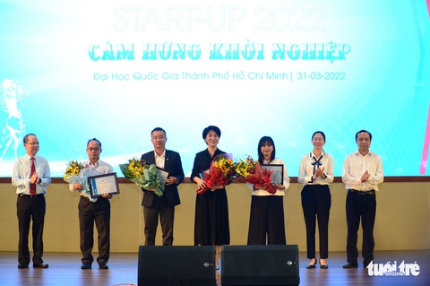 JobWay nhận giải đặc biệt của Tuổi Trẻ Golf Tournament for Start-up - Ảnh 17. JobWay nhận giải đặc biệt của Tuổi Trẻ Golf Tournament for Start-up - Ảnh 17.