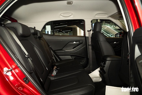 Chi tiết Hyundai Creta bản thấp nhất: Trang bị đủ dùng, rẻ hơn Kia Seltos nhưng chỉ 2 túi khí - Ảnh 13. Chi tiết Hyundai Creta bản thấp nhất: Trang bị đủ dùng, rẻ hơn Kia Seltos nhưng chỉ 2 túi khí - Ảnh 13.