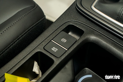 Chi tiết Hyundai Creta bản thấp nhất: Trang bị đủ dùng, rẻ hơn Kia Seltos nhưng chỉ 2 túi khí - Ảnh 17. Chi tiết Hyundai Creta bản thấp nhất: Trang bị đủ dùng, rẻ hơn Kia Seltos nhưng chỉ 2 túi khí - Ảnh 17.
