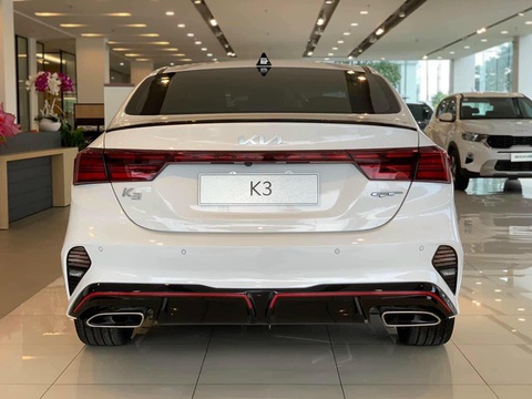 Kia K3 GT giá 759 triệu đồng về đại lý, cạnh tranh Corolla Altis và Civic mới lên đời - Ảnh 1. Kia K3 GT giá 759 triệu đồng về đại lý, cạnh tranh Corolla Altis và Civic mới lên đời - Ảnh 1.