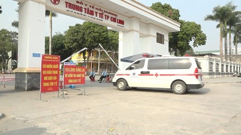 Nghi vấn mẹ giết con 2 tuổi rồi tự tử tại khu điều trị F0 - Ảnh 1. Nghi vấn mẹ giết con 2 tuổi rồi tự tử tại khu điều trị F0 - Ảnh 1.