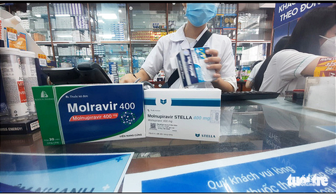 TP.HCM nghiêm cấm lợi dụng dịch bệnh tăng giá bán thuốc điều trị COVID-19 - Ảnh 1. TP.HCM nghiêm cấm lợi dụng dịch bệnh tăng giá bán thuốc điều trị COVID-19 - Ảnh 1.