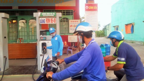 Ép khách hàng chịu thiệt - Ảnh 1. Ép khách hàng chịu thiệt - Ảnh 1.