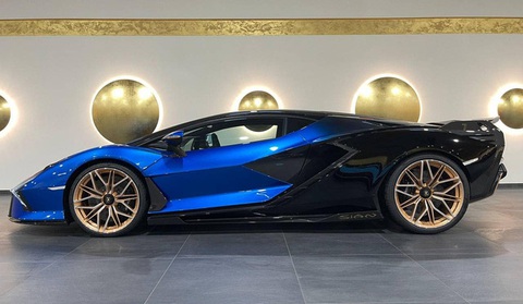 Đại lý tư nhân chào hàng Lamborghini Sian tới giới nhà giàu Việt, giá có thể lên trăm tỉ đồng - Ảnh 3. Đại lý tư nhân chào hàng Lamborghini Sian tới giới nhà giàu Việt, giá có thể lên trăm tỉ đồng - Ảnh 3.