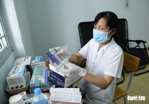 Kit test nhanh: Đầu cơ, khan hàng, loạn giá - Ảnh 3. Kit test nhanh: Đầu cơ, khan hàng, loạn giá - Ảnh 3.