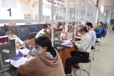 Giá cả tăng mạnh, thuế thu nhập cá nhân cần thay đổi - Ảnh 3. Giá cả tăng mạnh, thuế thu nhập cá nhân cần thay đổi - Ảnh 3.