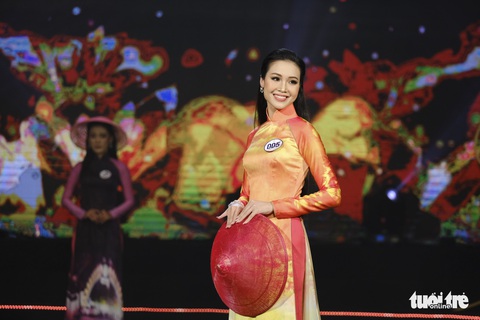 Sinh viên Trường đại học Kinh tế giành vương miện Hoa hậu Du lịch Đà Nẵng - Ảnh 5. Sinh viên Trường đại học Kinh tế giành vương miện Hoa hậu Du lịch Đà Nẵng - Ảnh 5.