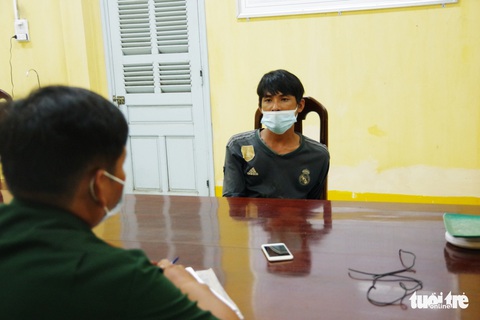 Bắt nghi phạm nhập cảnh trái phép từ Campuchia mang theo súng K54 - Ảnh 1. Bắt nghi phạm nhập cảnh trái phép từ Campuchia mang theo súng K54 - Ảnh 1.