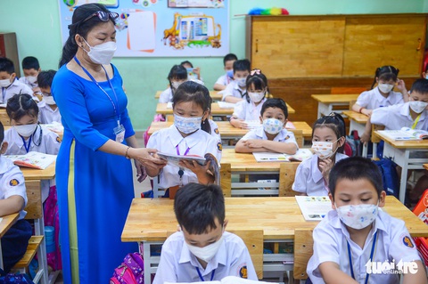 Vừa dạy học vừa phòng chống dịch: Chưa bao giờ trường khó khăn như bây giờ - Ảnh 3. Vừa dạy học vừa phòng chống dịch: Chưa bao giờ trường khó khăn như bây giờ - Ảnh 3.