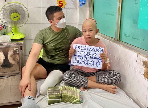 Tập tễnh chân giả vẫn rong ruổi cùng tấm lòng thiện nguyện - Ảnh 5. Tập tễnh chân giả vẫn rong ruổi cùng tấm lòng thiện nguyện - Ảnh 5.
