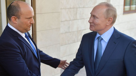 Thủ tướng Israel bí mật đến Nga gặp ông Putin và công du Đức để làm gì? - Ảnh 1. Thủ tướng Israel bí mật đến Nga gặp ông Putin và công du Đức để làm gì? - Ảnh 1.