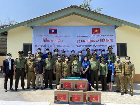 Đoàn thanh niên Bộ Công an tổ chức chương trình Tháng 3 biên giới tại Kon Tum - Ảnh 1. Đoàn thanh niên Bộ Công an tổ chức chương trình Tháng 3 biên giới tại Kon Tum - Ảnh 1.
