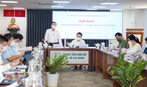 Có thể sản xuất 2 triệu viên thuốc trị COVID-19 mỗi tháng, không nên trữ thuốc - Ảnh 1. Có thể sản xuất 2 triệu viên thuốc trị COVID-19 mỗi tháng, không nên trữ thuốc - Ảnh 1.