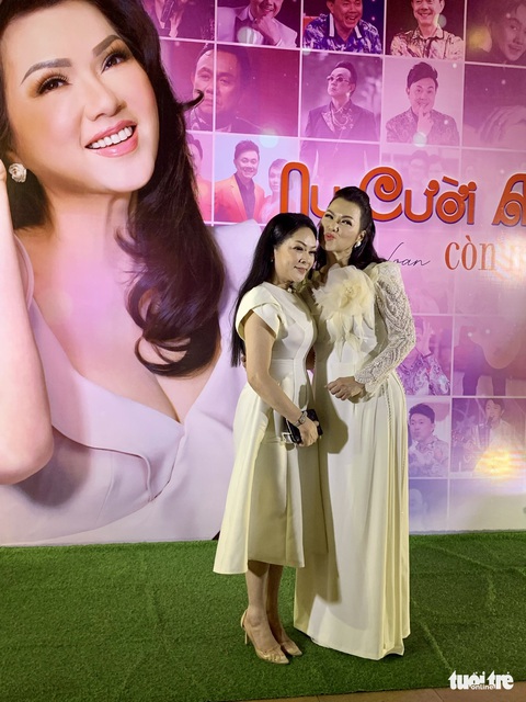 Ca sĩ Phương Loan ra mắt CD những bài hát Chí Tài sáng tác và yêu thích - Ảnh 6. Ca sĩ Phương Loan ra mắt CD những bài hát Chí Tài sáng tác và yêu thích - Ảnh 6.