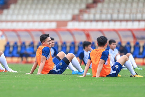 COVID-19 làm khó ông Park - Ảnh 1. COVID-19 làm khó ông Park - Ảnh 1.