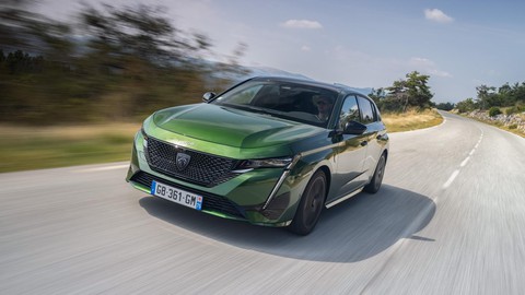 Peugeot 308 là xe dành cho phụ nữ của năm 2022 - Ảnh 3. Peugeot 308 là xe dành cho phụ nữ của năm 2022 - Ảnh 3.