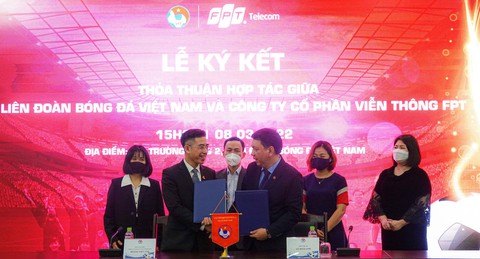 Trao cơ hội việc làm cho các cầu thủ nữ Việt Nam sau khi giải nghệ - Ảnh 3. Trao cơ hội việc làm cho các cầu thủ nữ Việt Nam sau khi giải nghệ - Ảnh 3.