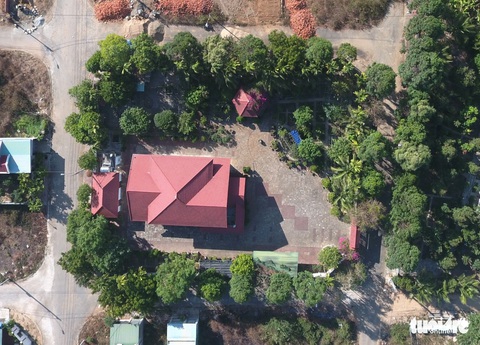 Toàn cảnh khu biệt phủ 4 mặt tiền của vợ nguyên bí thư Thành ủy Kon Tum - Ảnh 3. Toàn cảnh khu biệt phủ 4 mặt tiền của vợ nguyên bí thư Thành ủy Kon Tum - Ảnh 3.