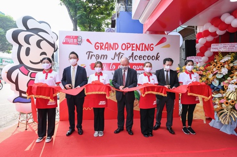 Trạm Mì Acecook đầu tiên tại TP.HCM chính thức khai trương - Ảnh 1. Trạm Mì Acecook đầu tiên tại TP.HCM chính thức khai trương - Ảnh 1.