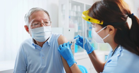 Cúm mùa có thể gây ra những biến chứng tim mạch nghiêm trọng - Ảnh 2. Cúm mùa có thể gây ra những biến chứng tim mạch nghiêm trọng - Ảnh 2.