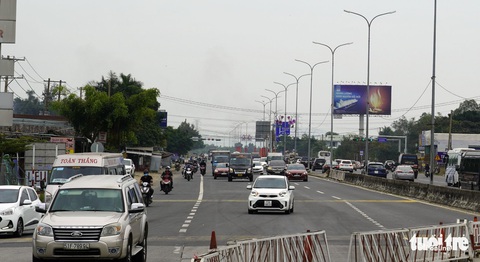 Bao giờ QL51 hết thu phí? - Ảnh 2. Bao giờ QL51 hết thu phí? - Ảnh 2.