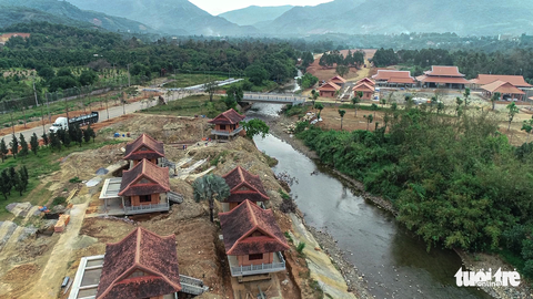 Khu du lịch Đại Tùng Lâm Hoa Sen: Tràn lan công trình không phép - Ảnh 5. Khu du lịch Đại Tùng Lâm Hoa Sen: Tràn lan công trình không phép - Ảnh 5.