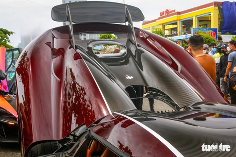 Koenigsegg Regera - siêu xe đắt nhất Việt Nam: Robot siêu êm, top xe tăng tốc nhanh nhất thế giới - Ảnh 7. Koenigsegg Regera - siêu xe đắt nhất Việt Nam: Robot siêu êm, top xe tăng tốc nhanh nhất thế giới - Ảnh 7.