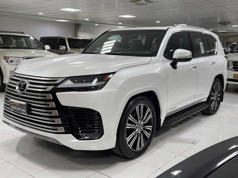 Lexus LX 600 Luxury được chào giá 10,5 tỉ đồng tại Việt Nam - Ảnh 2. Lexus LX 600 Luxury được chào giá 10,5 tỉ đồng tại Việt Nam - Ảnh 2.