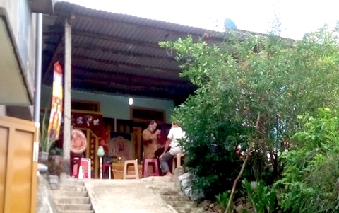 Để máy nổ trong nhà nhưng đóng cửa, cháu chết, bà và mẹ nguy kịch - Ảnh 1. Để máy nổ trong nhà nhưng đóng cửa, cháu chết, bà và mẹ nguy kịch - Ảnh 1.