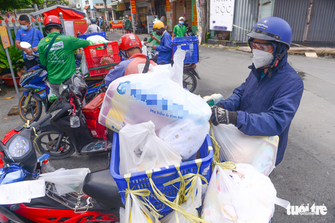 Doanh nghiệp thương mại điện tử nói đề xuất quản lý thuế mâu thuẫn luật - Ảnh 1. Doanh nghiệp thương mại điện tử nói đề xuất quản lý thuế mâu thuẫn luật - Ảnh 1.