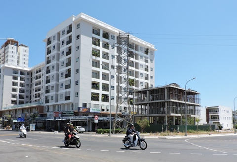 Dọn sạch nhà xây trái phép che chắn chung cư CT3 VCN, xây công viên cho dân - Ảnh 2. Dọn sạch nhà xây trái phép che chắn chung cư CT3 VCN, xây công viên cho dân - Ảnh 2.