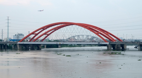 Kỳ vọng những cây cầu nối đôi bờ vui trên sông Sài Gòn - Ảnh 1. Kỳ vọng những cây cầu nối đôi bờ vui trên sông Sài Gòn - Ảnh 1.
