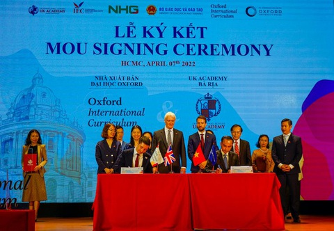 UKA dự kiến triển khai Chương trình quốc tế Oxford toàn hệ thống - Ảnh 2. UKA dự kiến triển khai Chương trình quốc tế Oxford toàn hệ thống - Ảnh 2.