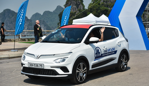 400km trải nghiệm VinFast VF e34: Chưa hoàn hảo nhưng nhiều nghi ngại được giải đáp - Ảnh 2. 400km trải nghiệm VinFast VF e34: Chưa hoàn hảo nhưng nhiều nghi ngại được giải đáp - Ảnh 2.