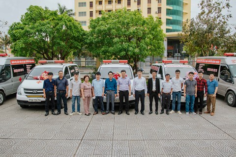 Quảng Bình lập đội xe cứu thương vận chuyển miễn phí bệnh nhân nghèo - Ảnh 1. Quảng Bình lập đội xe cứu thương vận chuyển miễn phí bệnh nhân nghèo - Ảnh 1.