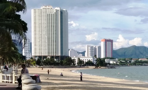 Cho phục hồi hoạt động khách sạn, căn hộ Mường Thanh Khánh Hòa - Ảnh 1. Cho phục hồi hoạt động khách sạn, căn hộ Mường Thanh Khánh Hòa - Ảnh 1.