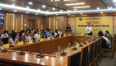 Thu nhập người lao động TP.HCM tăng 2,4 triệu đồng/tháng trong quý 1, cao nhất cả nước - Ảnh 1. Thu nhập người lao động TP.HCM tăng 2,4 triệu đồng/tháng trong quý 1, cao nhất cả nước - Ảnh 1.