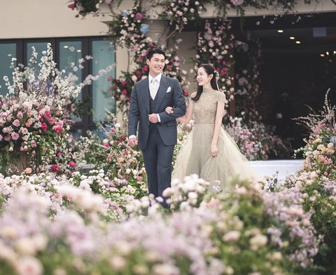 Hyun Bin và Son Ye Jin sang Mỹ vẫn gây sốt - Ảnh 14. Hyun Bin và Son Ye Jin sang Mỹ vẫn gây sốt - Ảnh 14.
