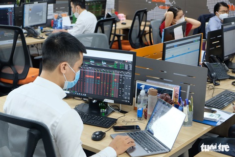 Hai tập đoàn Hoa Sen, GELEX lên tiếng về tin đồn từ hình ảnh một tờ A4 khiến cổ phiếu giảm sàn - Ảnh 1. Hai tập đoàn Hoa Sen, GELEX lên tiếng về tin đồn từ hình ảnh một tờ A4 khiến cổ phiếu giảm sàn - Ảnh 1.
