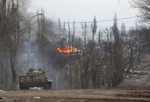 Bộ Quốc phòng Nga: Tiêu diệt hơn một nửa nhóm binh lính Ukraine mở đường thoát khỏi Mariupol - Ảnh 1. Bộ Quốc phòng Nga: Tiêu diệt hơn một nửa nhóm binh lính Ukraine mở đường thoát khỏi Mariupol - Ảnh 1.