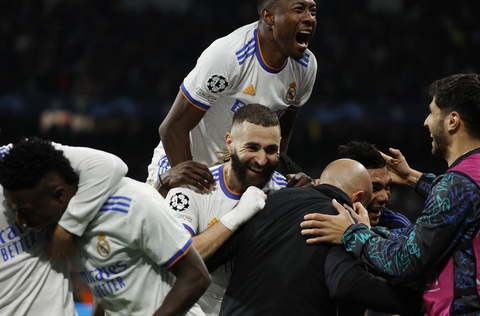 Real Madrid gạch tên Chelsea sau 120 phút nghẹt thở, nhờ công thần Benzema - Ảnh 1. Real Madrid gạch tên Chelsea sau 120 phút nghẹt thở, nhờ công thần Benzema - Ảnh 1.