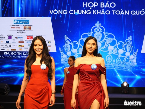 Hoa hậu Lương Thùy Linh muốn người kế nhiệm không hoàn hảo cũng phải xinh đẹp, có học thức - Ảnh 2. Hoa hậu Lương Thùy Linh muốn người kế nhiệm không hoàn hảo cũng phải xinh đẹp, có học thức - Ảnh 2.