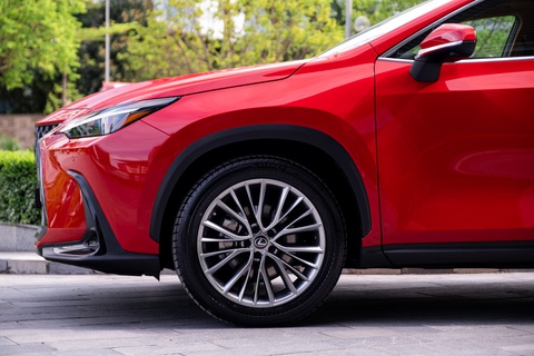 Lexus NX 350 2022 - Crossover hạng sang nhiều trang bị hàng đầu phân khúc - Ảnh 3. Lexus NX 350 2022 - Crossover hạng sang nhiều trang bị hàng đầu phân khúc - Ảnh 3.