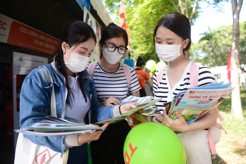 Dự thảo quy chế tuyển sinh 2022: Thí sinh phải được tạo cơ hội trúng tuyển cao nhất - Ảnh 3. Dự thảo quy chế tuyển sinh 2022: Thí sinh phải được tạo cơ hội trúng tuyển cao nhất - Ảnh 3.