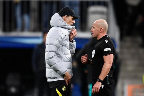 HLV Thomas Tuchel chỉ trích trọng tài vì cười giỡn với HLV Ancelotti - Ảnh 1. HLV Thomas Tuchel chỉ trích trọng tài vì cười giỡn với HLV Ancelotti - Ảnh 1.