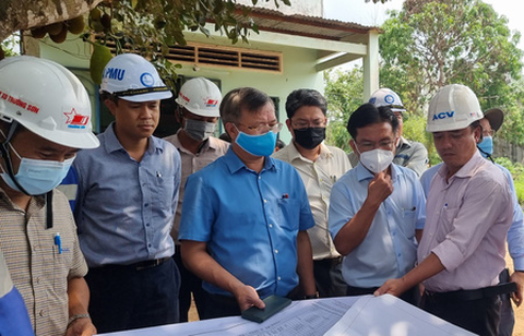 Yêu cầu bàn giao mặt bằng ưu tiên đúng tiến độ cho sân bay Long Thành - Ảnh 1. Yêu cầu bàn giao mặt bằng ưu tiên đúng tiến độ cho sân bay Long Thành - Ảnh 1.
